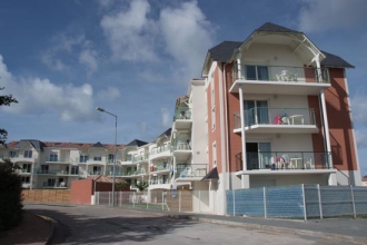 Location de vacances - Les Sables-d'Olonne - Pays de Loire - Résidence Vacancéole Les Jardins de L'Amirauté - Image #2